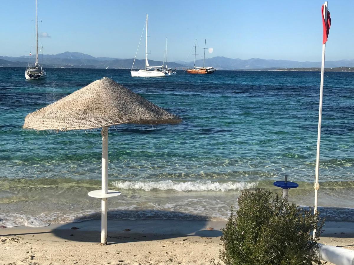 Residence Cala Moresca Golfo Aranci Buitenkant foto